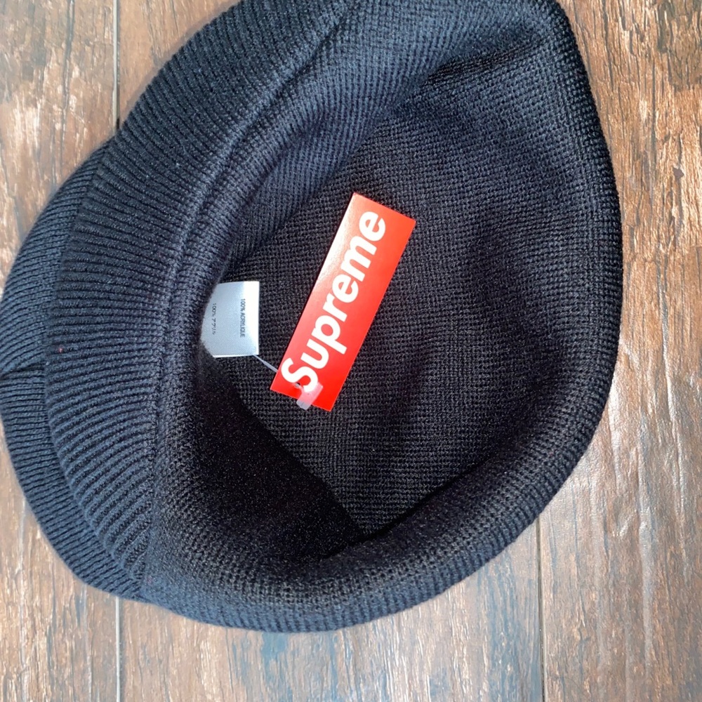 Supreme Cap Beanie New in Black - Picture 2 of 2